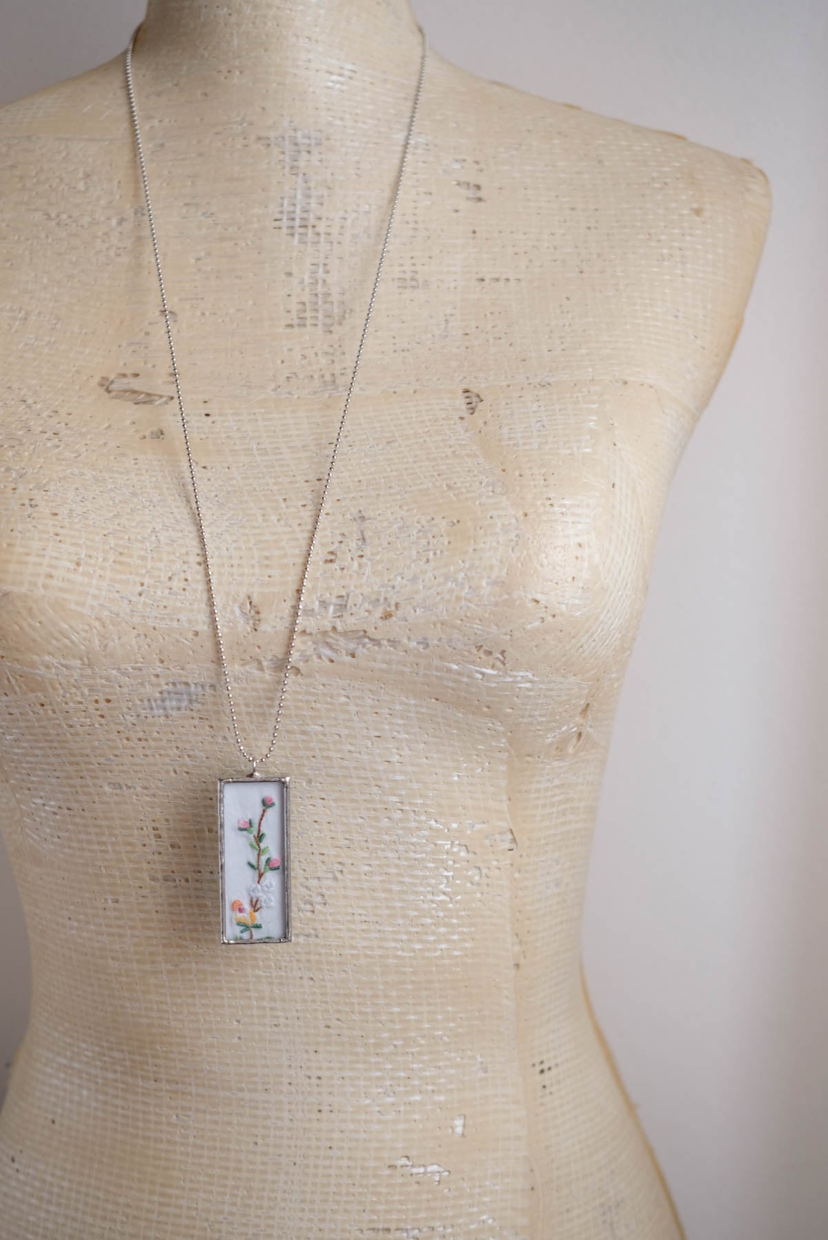 collana ricami 13