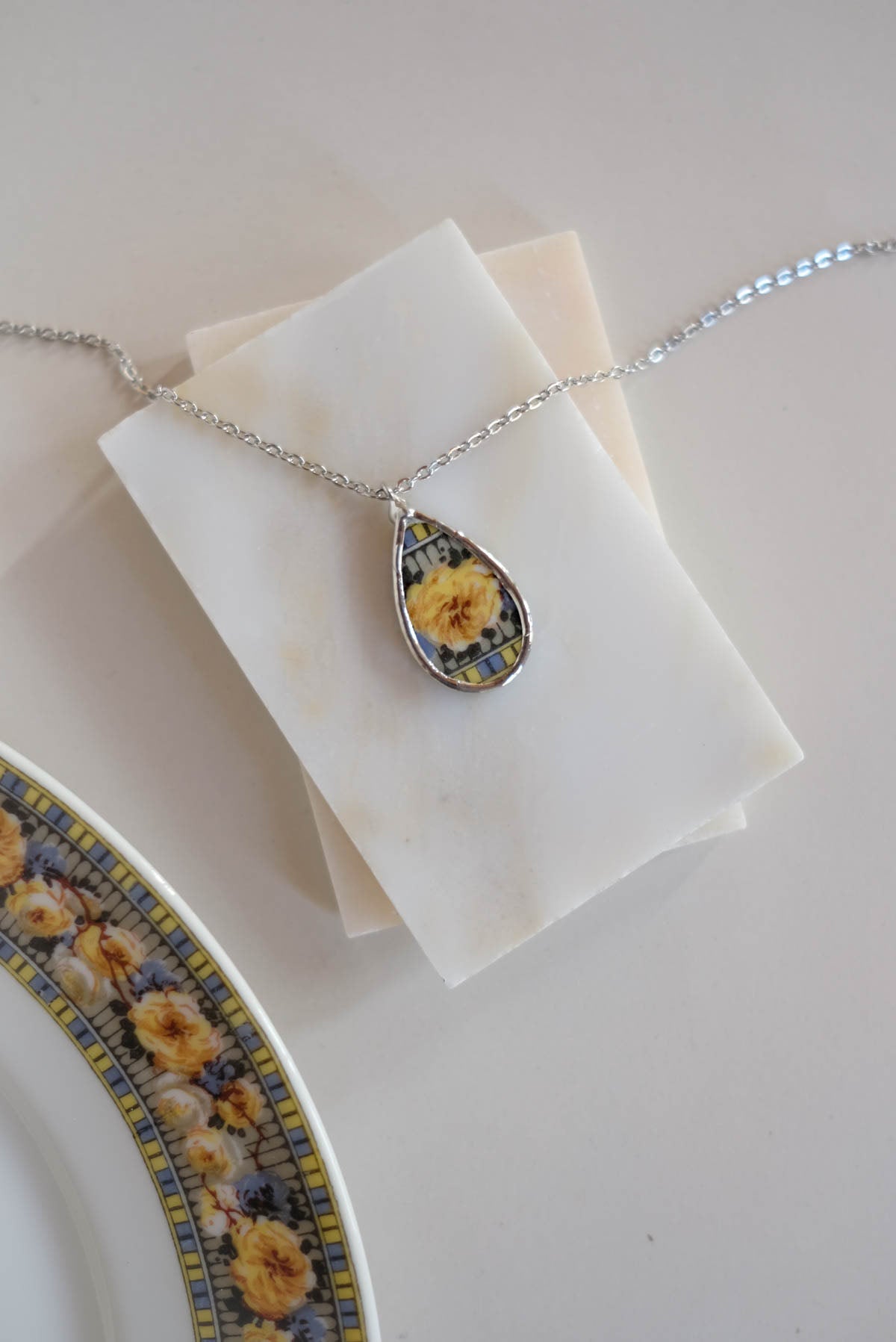 Collana 184