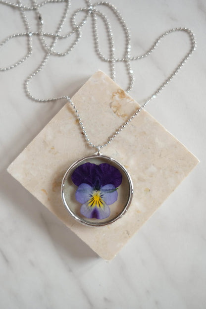 Collana viola tonda