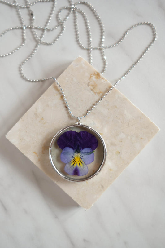 Collana viola tonda