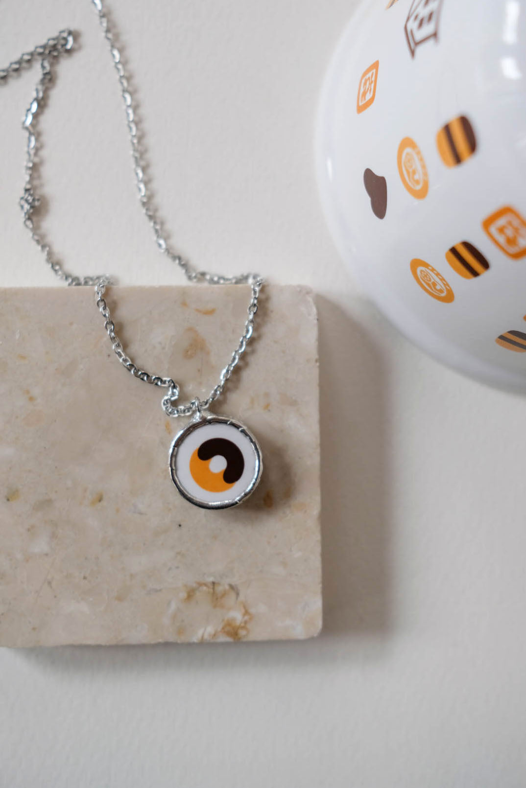 Collana 303 - abbraccio