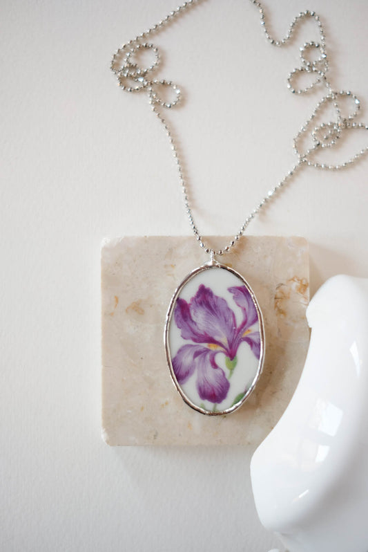 Collana 319 - iris grande