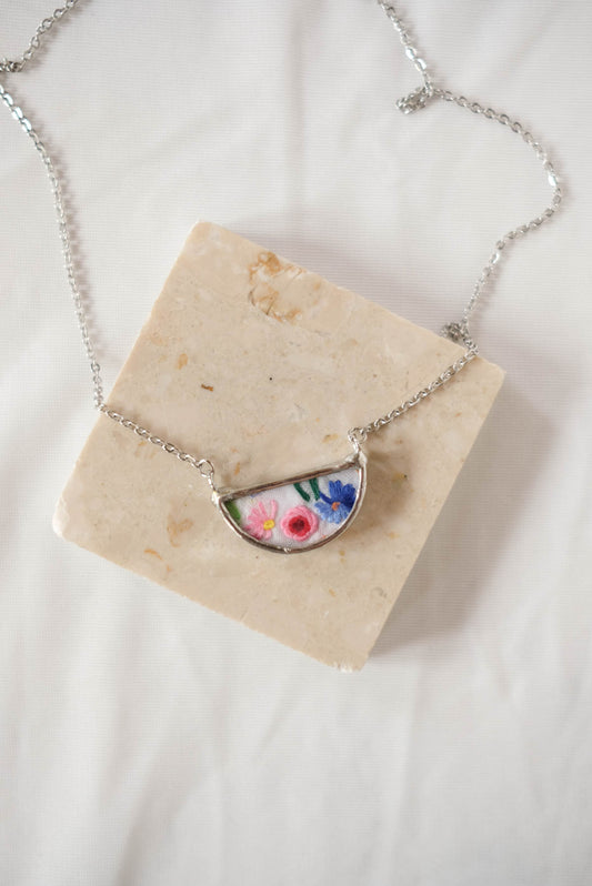 collana ricami 34