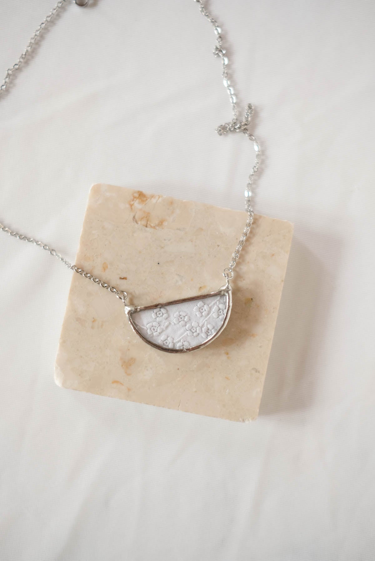 collana ricami 36