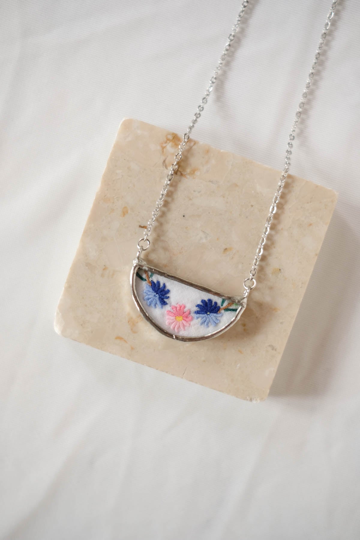 collana ricami 38
