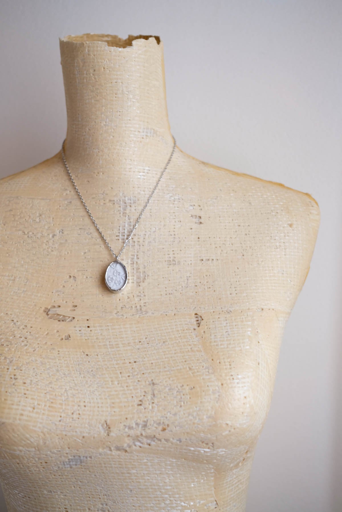 collana ricami 16