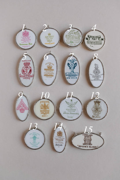 Collane loghi piatti