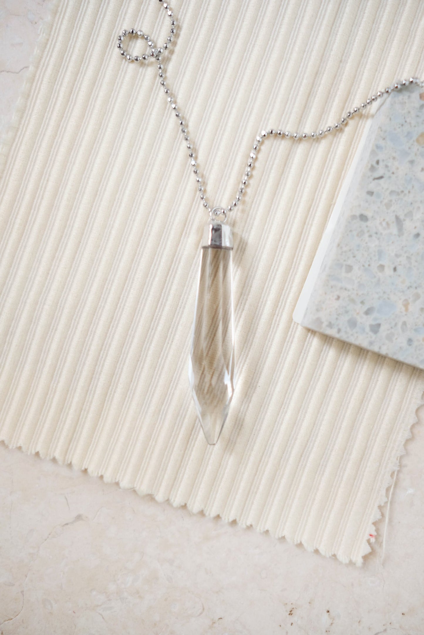 Collana prisma
