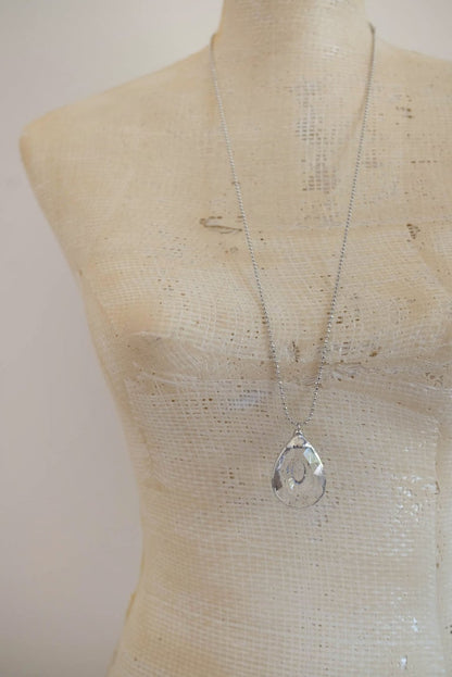 collana goccia forata